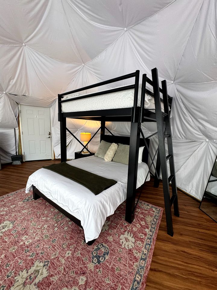 Experience Luxury Underneath the Stars: Geodesic Dome Near Capitol Reef National Park, UT