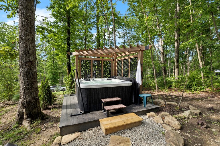 Cabins (United States of America, Tracy City, Tennessee)