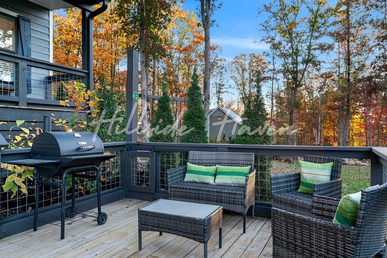 Cabins (United States of America, Tracy City, Tennessee)
