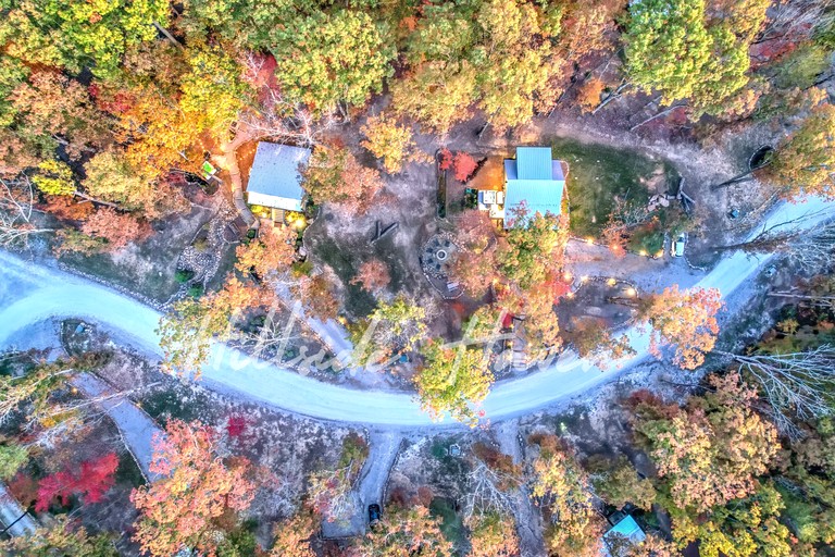 Cabins (United States of America, Tracy City, Tennessee)