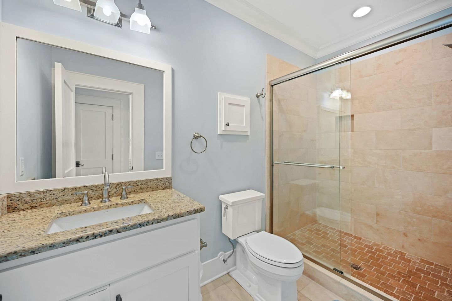 Exquisite Beach House for Family Getaway in Gated Community near Pawleys Island, South Carolina