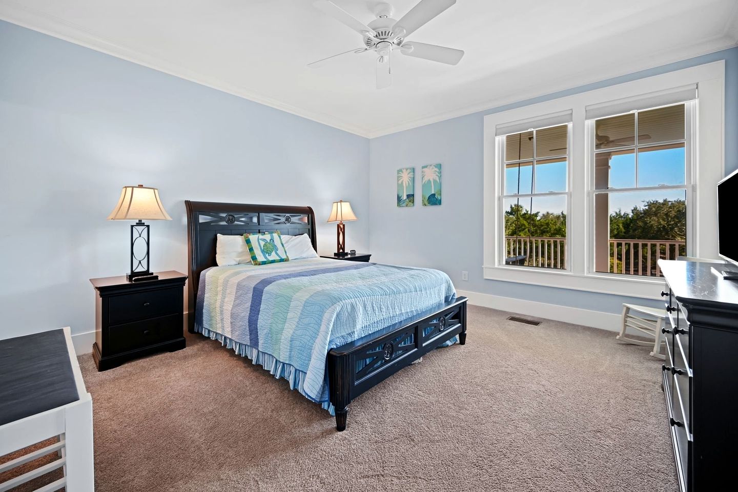 Exquisite Beach House for Family Getaway in Gated Community near Pawleys Island, South Carolina