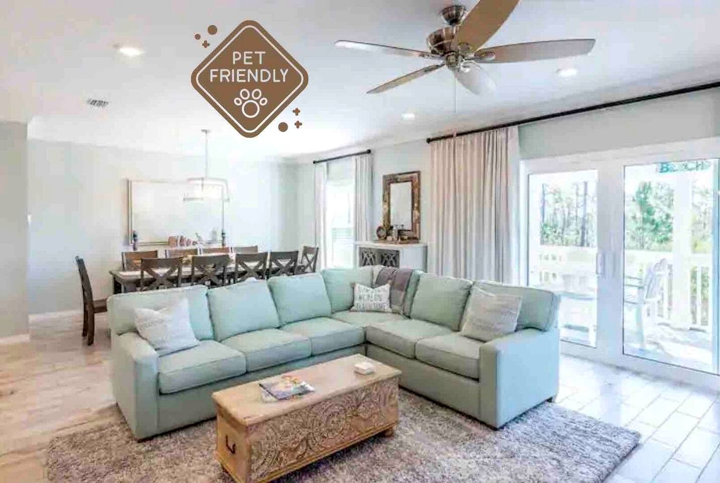 Exquisite Villa with Pool and Tennis Court in Pensacola, Florida