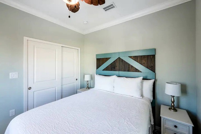 Villas (United States of America, Pensacola, Florida)