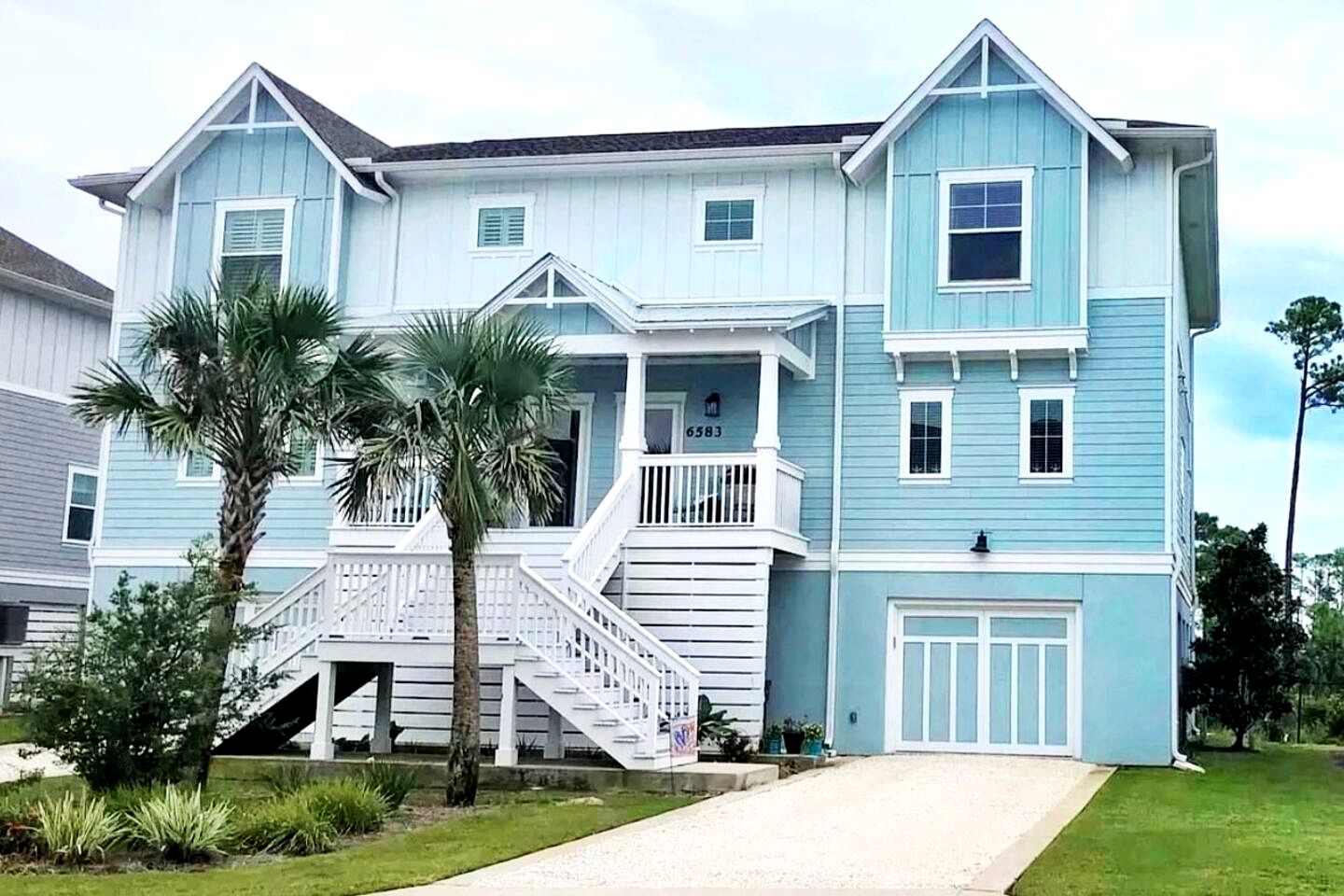 Exquisite Villa with Pool and Tennis Court in Pensacola, Florida