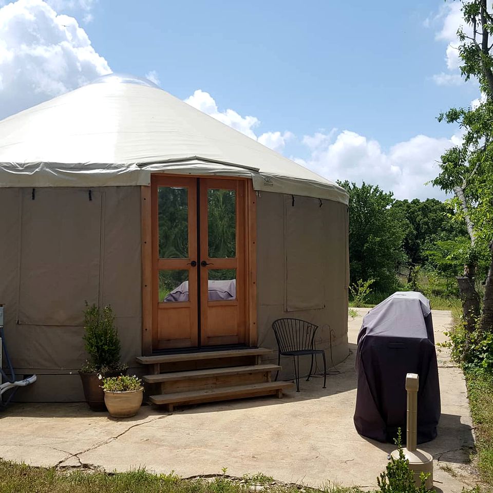 Luxurious Lakefront Yurt Rental for a Romantic Getaway near Grapevine, Texas