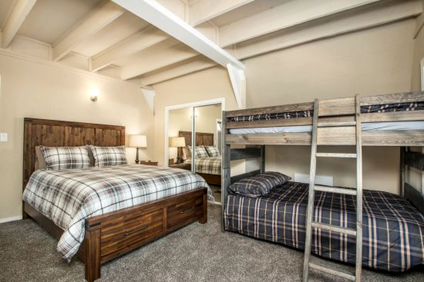 Stunning Spacious A-Frame Cabin Nestled in the Pines near the Grand Canyon in Flagstaff, Arizona