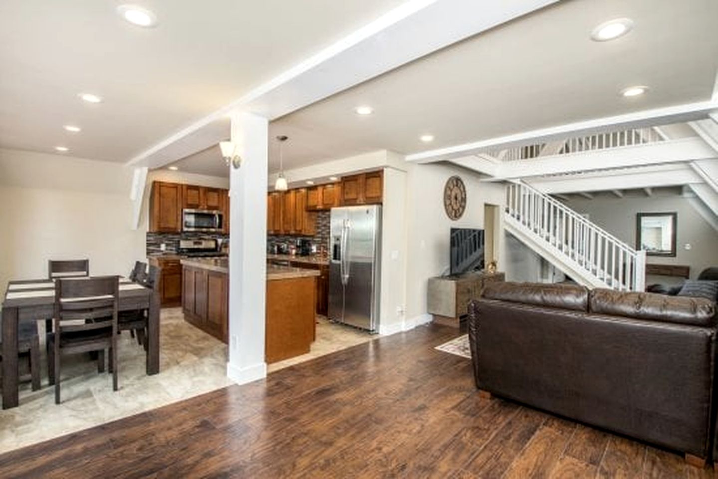 Stunning Spacious A-Frame Cabin Nestled in the Pines near the Grand Canyon in Flagstaff, Arizona