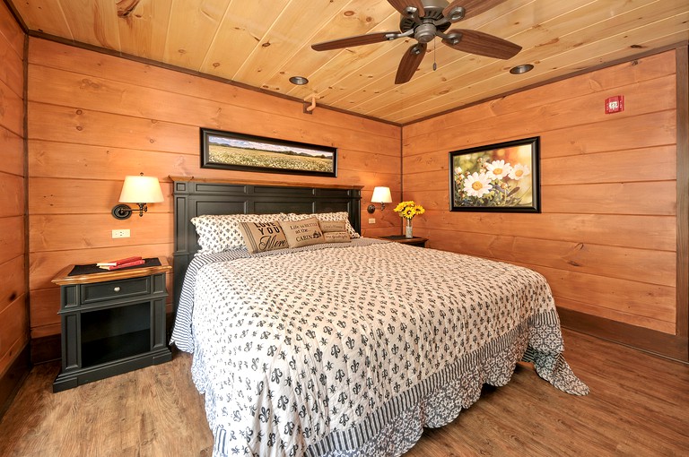 Cabins (Pigeon Forge, Tennessee, United States)