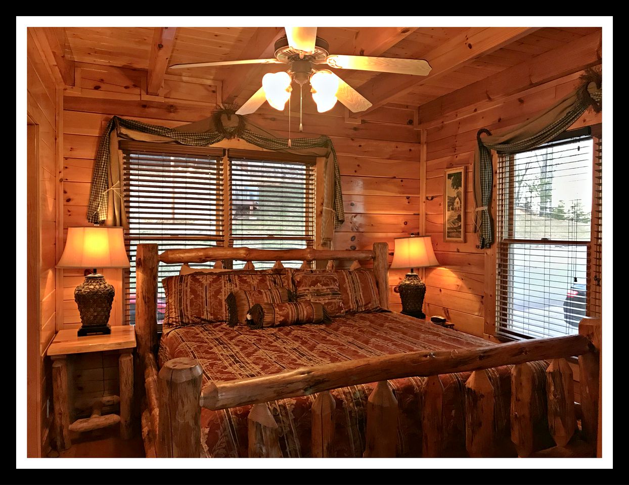 Amazing Luxury Log Cabin Rental with a Hot Tub in Smoky Mountains of Tennessee