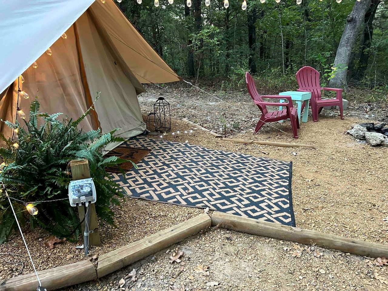 Charming Equipped Bell Tent Surrounded by Nature in Oklahoma
