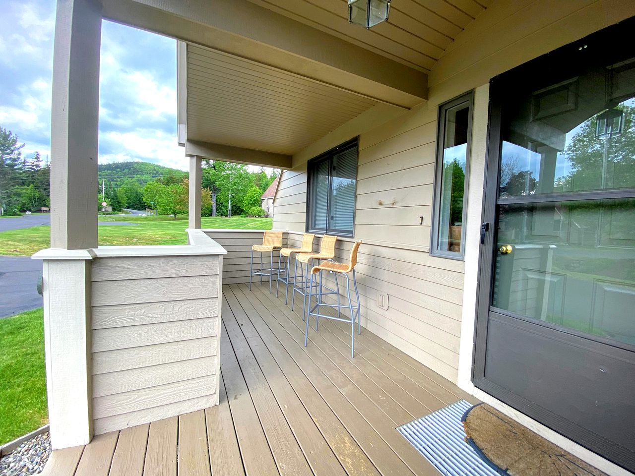 Gorgeous Cabin Rental with Mountain Views Perfect for New Hampshire Glamping