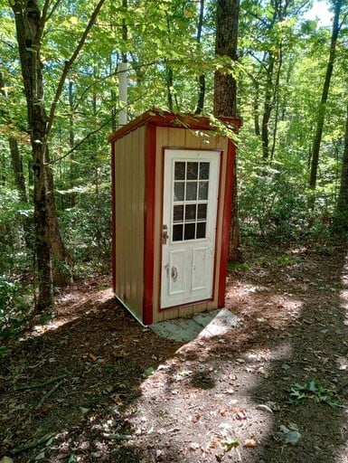 Lookout Mount Kamps | Yurts (Mount Solon, Virginia, United States of America)