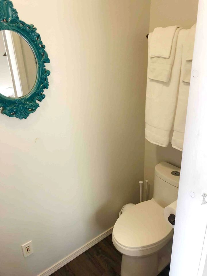 Secluded Tiny House Rental near Anchorage for Glamping in Alaska