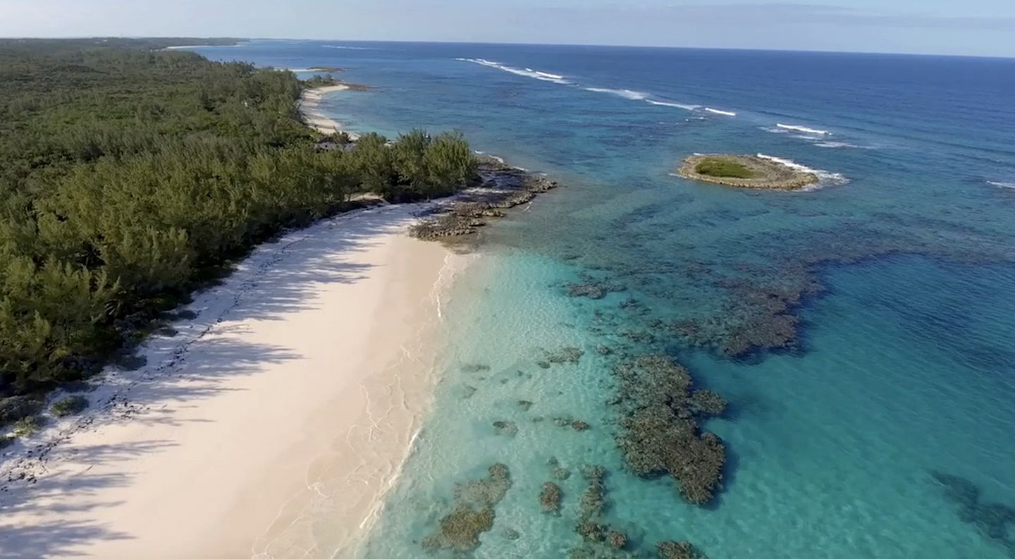 Fabulous Beach Cottage Rental with Amazing Views on Eleuthera Island, Bahamas