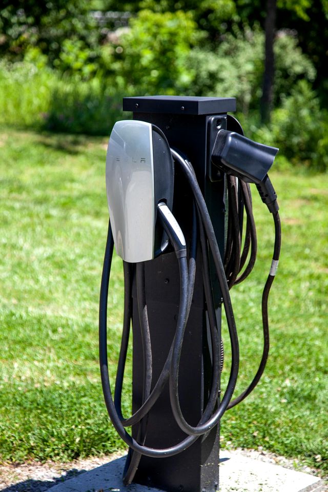 Fabulous Cabin with Hot-tub in Herod, Illinois