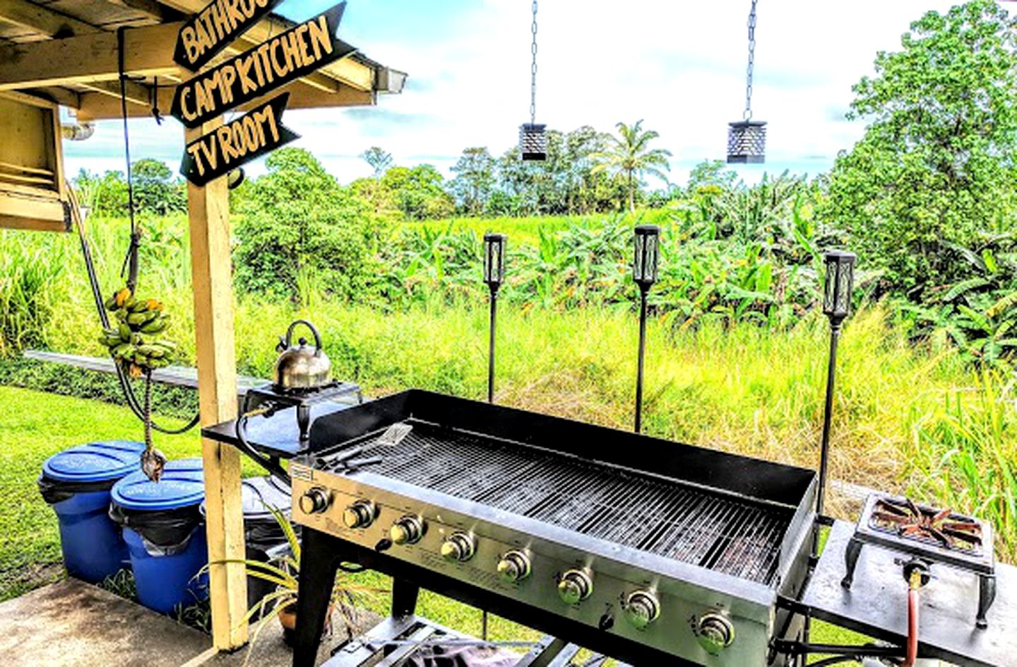 Fabulous Cabin Rental for a Glamping Getaway near Volcanoes National Park, Hawaii