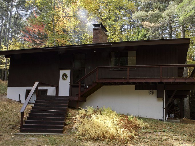 Cabins (Conway, New Hampshire, United States)