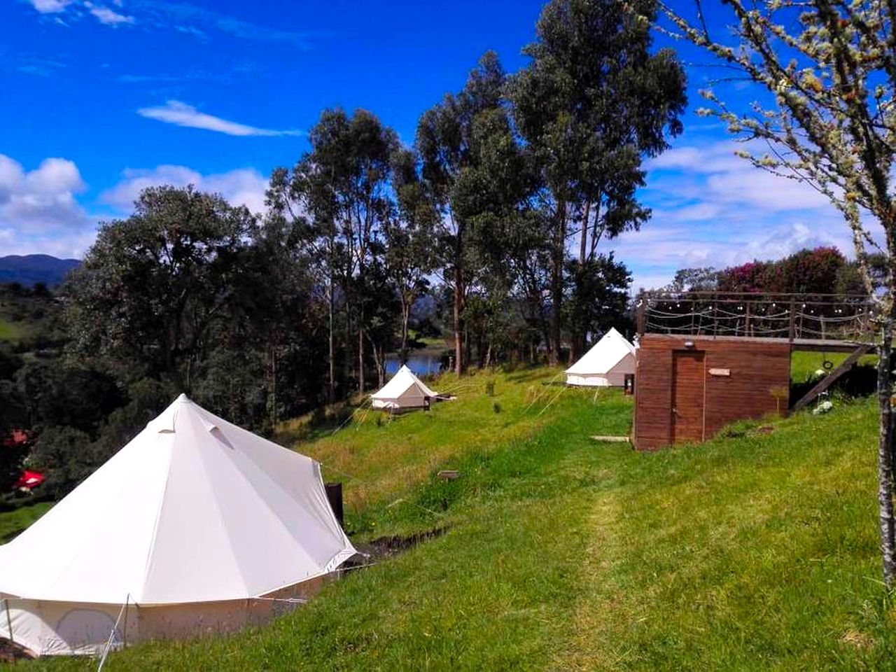 Fabulous Glamping Getaway on the La Cocha Lagoon near Pasto, Nariño, Colombia