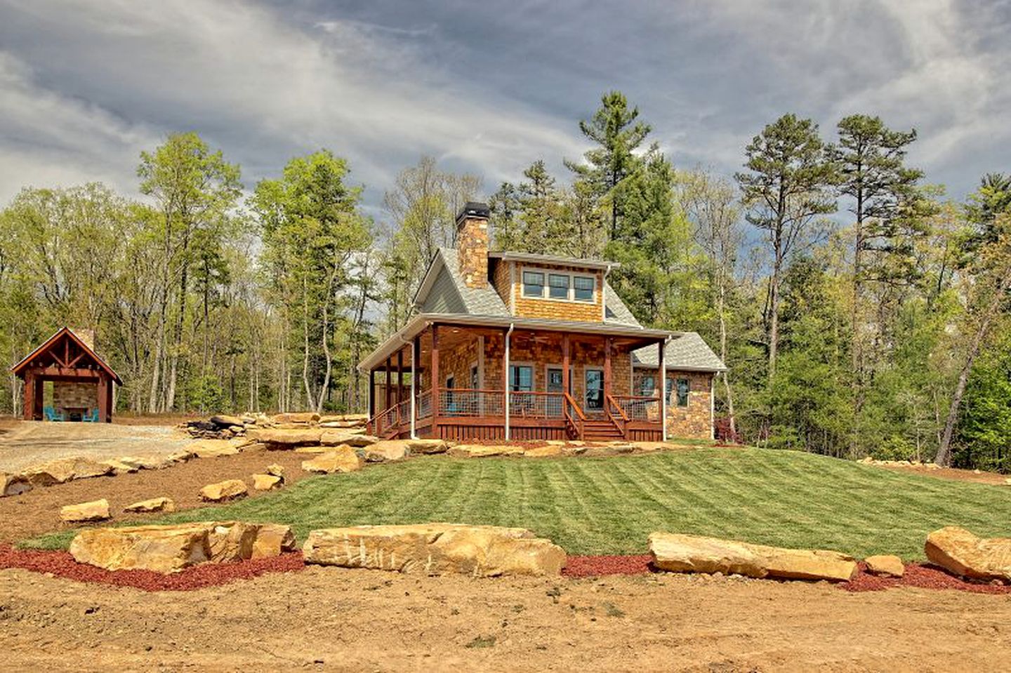 Stunning Cottage Rental Ideal for a Family to Go Glamping in Georgia