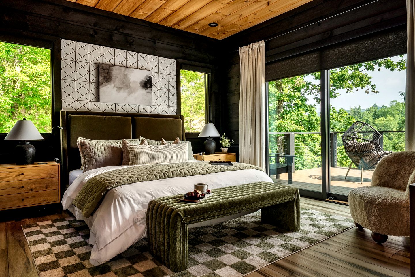 Luxurious Scandinavian Lodge • Indoor Pool, Sauna & Theater • Near Smoky Mountains • Sevierville, TN