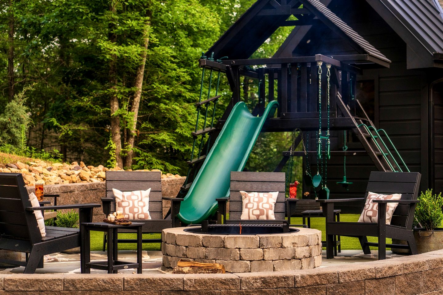 Luxurious Scandinavian Lodge • Indoor Pool, Sauna & Theater • Near Smoky Mountains • Sevierville, TN