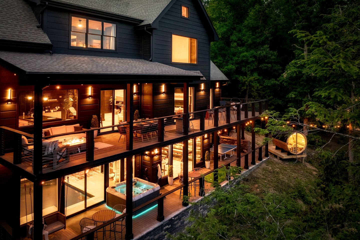 Luxurious Scandinavian Lodge • Indoor Pool, Sauna & Theater • Near Smoky Mountains • Sevierville, TN