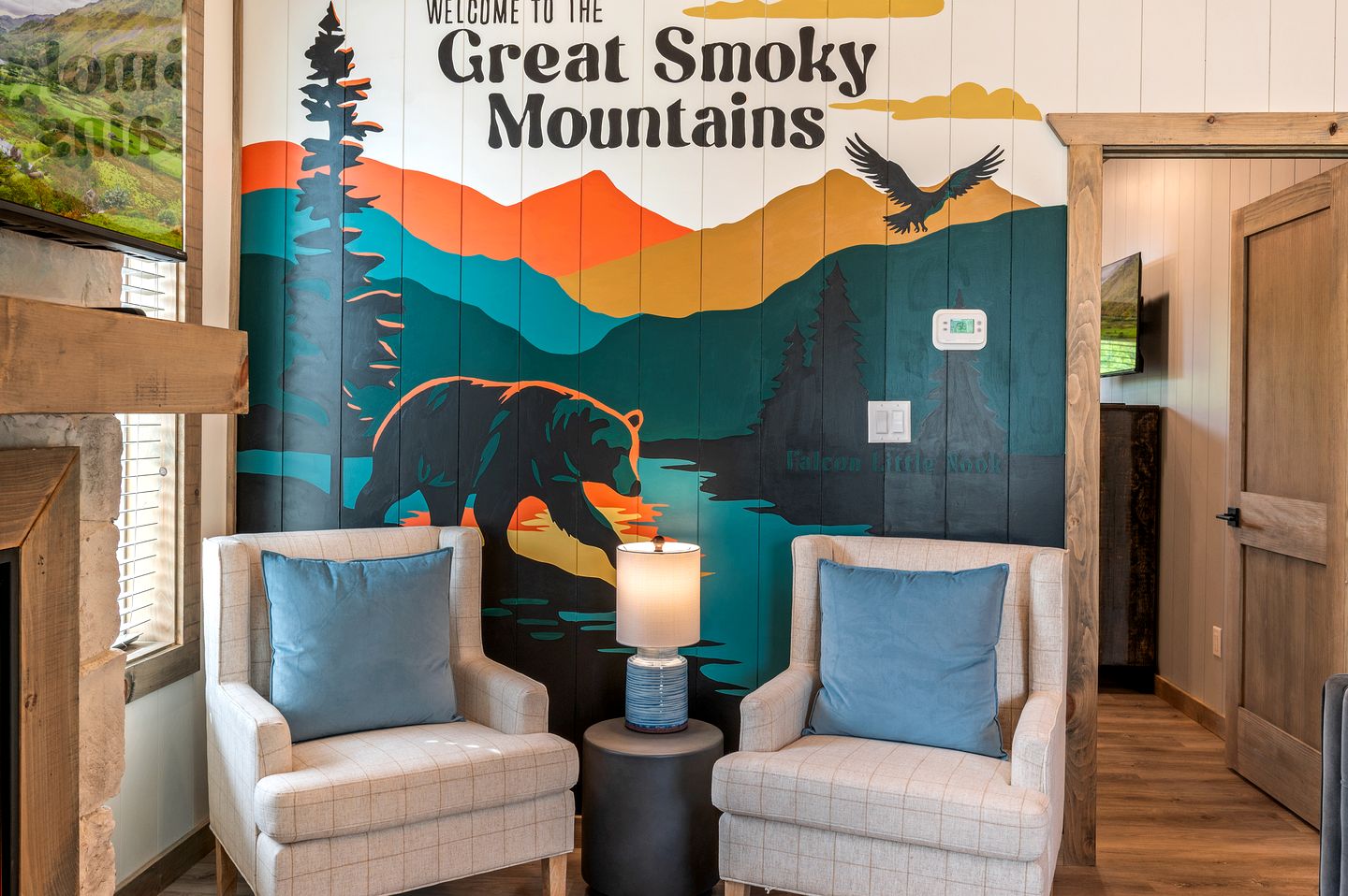 Cozy Mountain Cabin with Private Hot Tub Near Dollywood in Pigeon Forge, TN