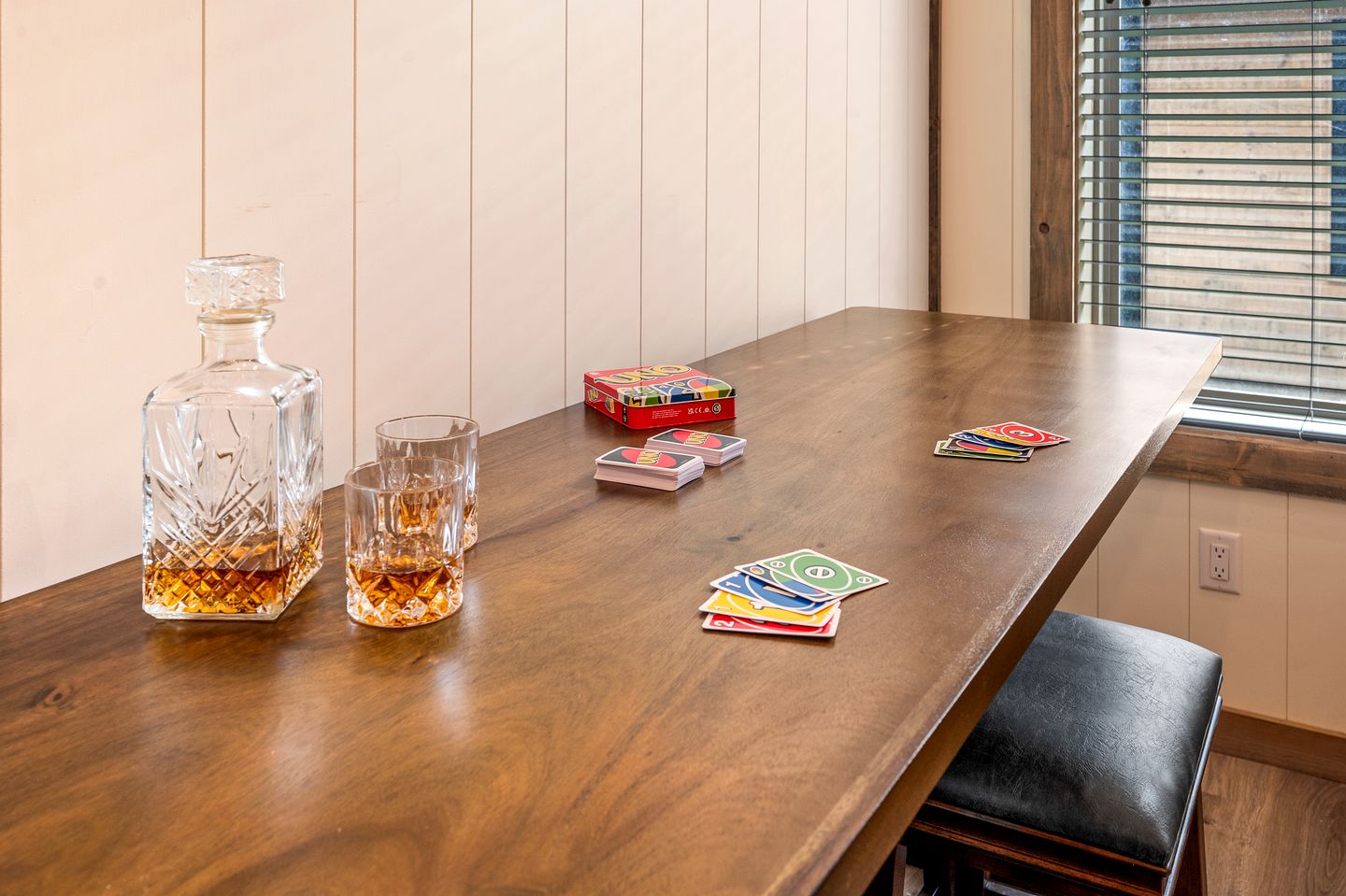 Cozy Mountain Cabin with Private Hot Tub Near Dollywood in Pigeon Forge, TN