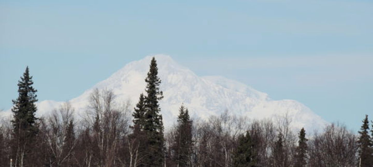 Quiet Couples' Getaway in the Susitna Valley, Alaska