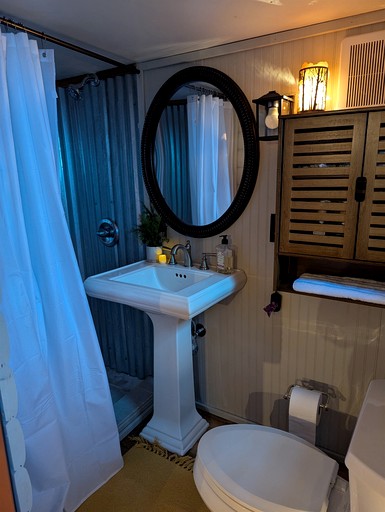 Cabins (United States of America, Black Mountain, North Carolina)