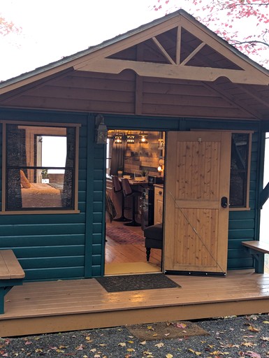 Cabins (United States of America, Black Mountain, North Carolina)