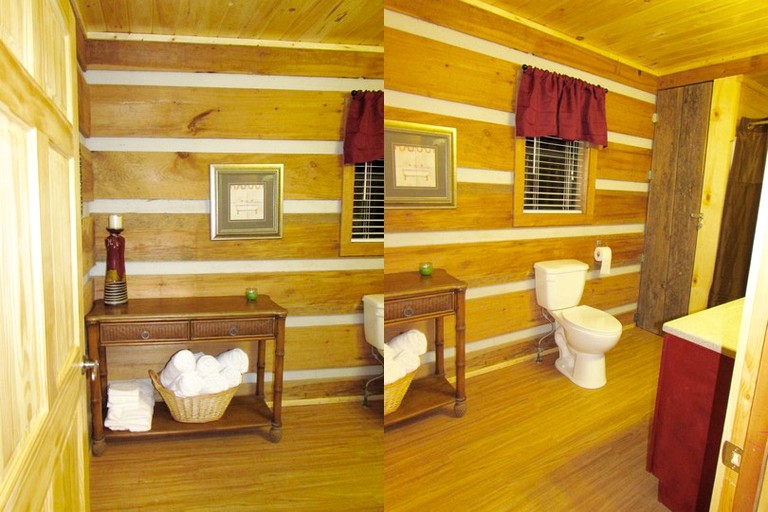 Cabins (Gatlinburg, Tennessee, United States)