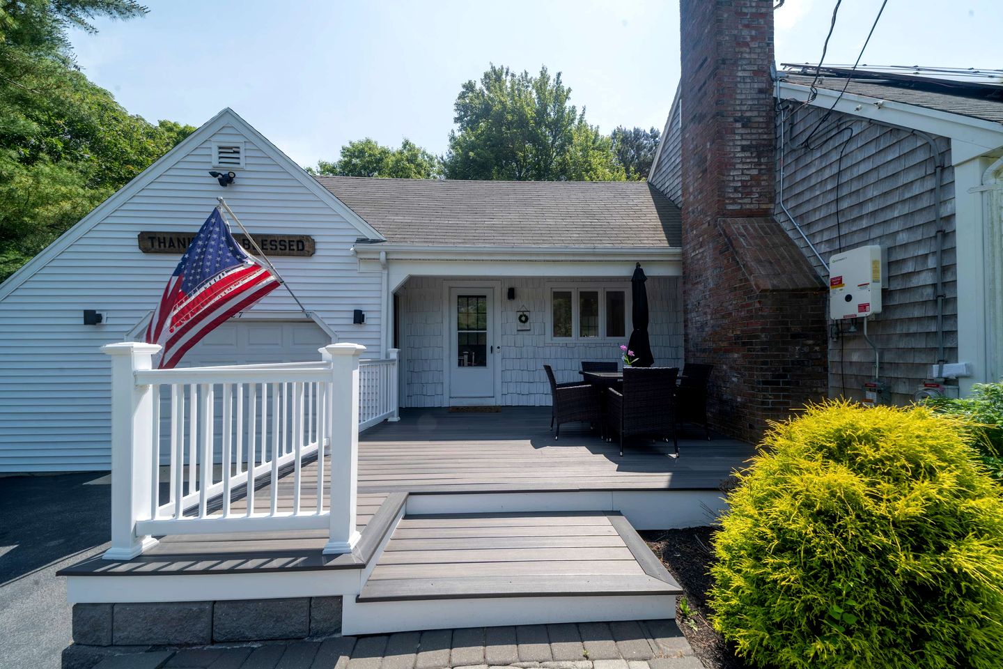 Family Vacation Rental Near Old Silver Beach, Massachusetts