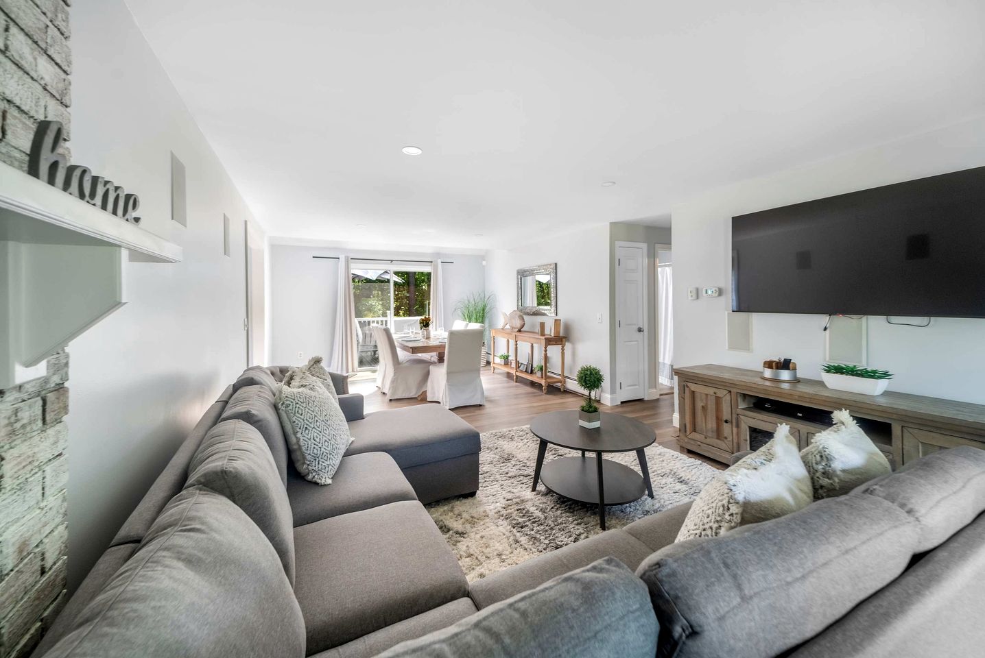 Family Vacation Rental Near Old Silver Beach, Massachusetts