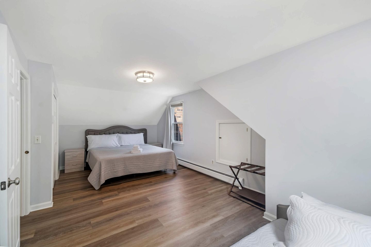 Family Vacation Rental Near Old Silver Beach, Massachusetts