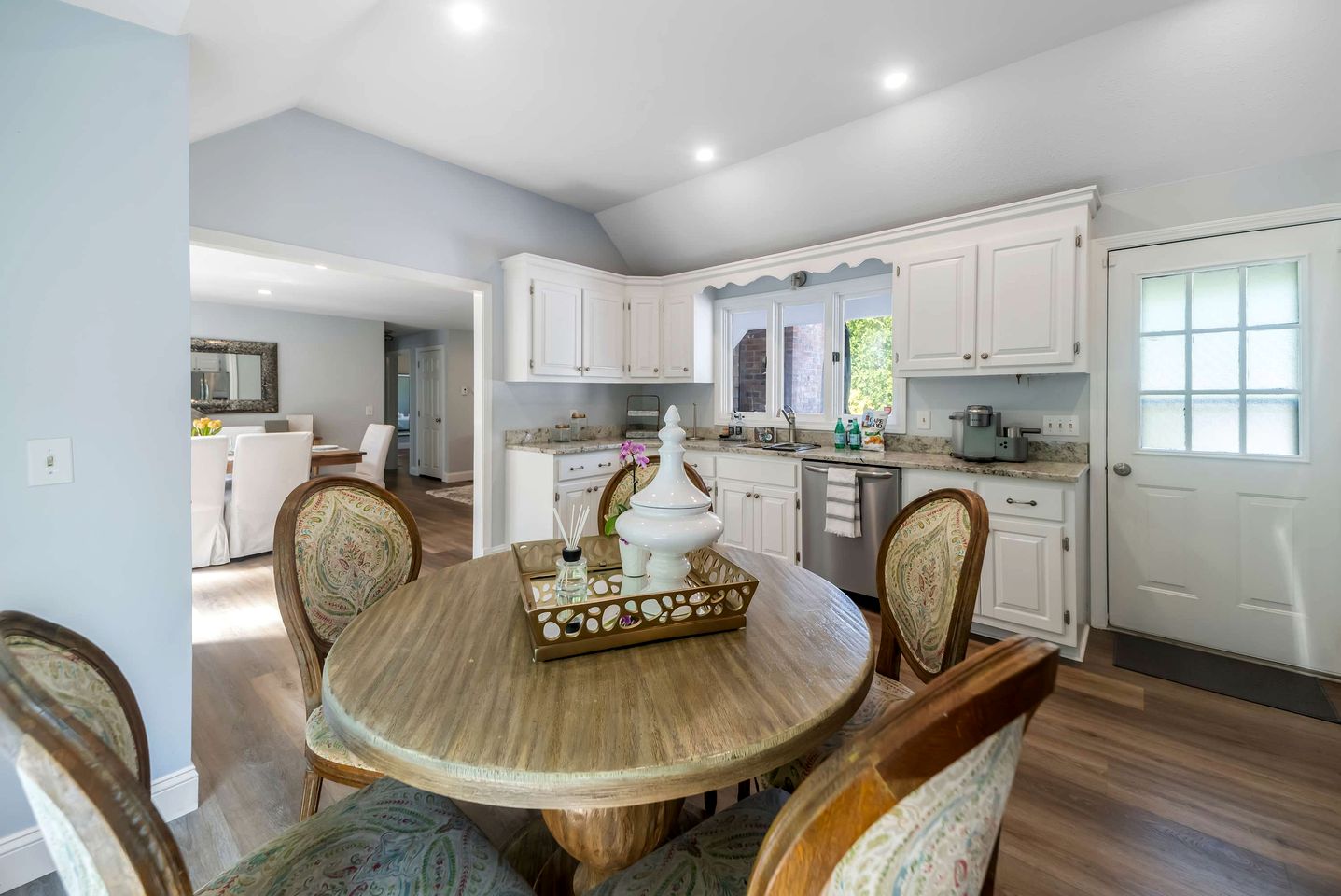 Family Vacation Rental Near Old Silver Beach, Massachusetts