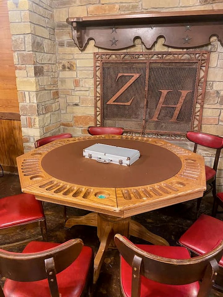 #18Son’s Rio Cibolo Deluxe Safari Cabin