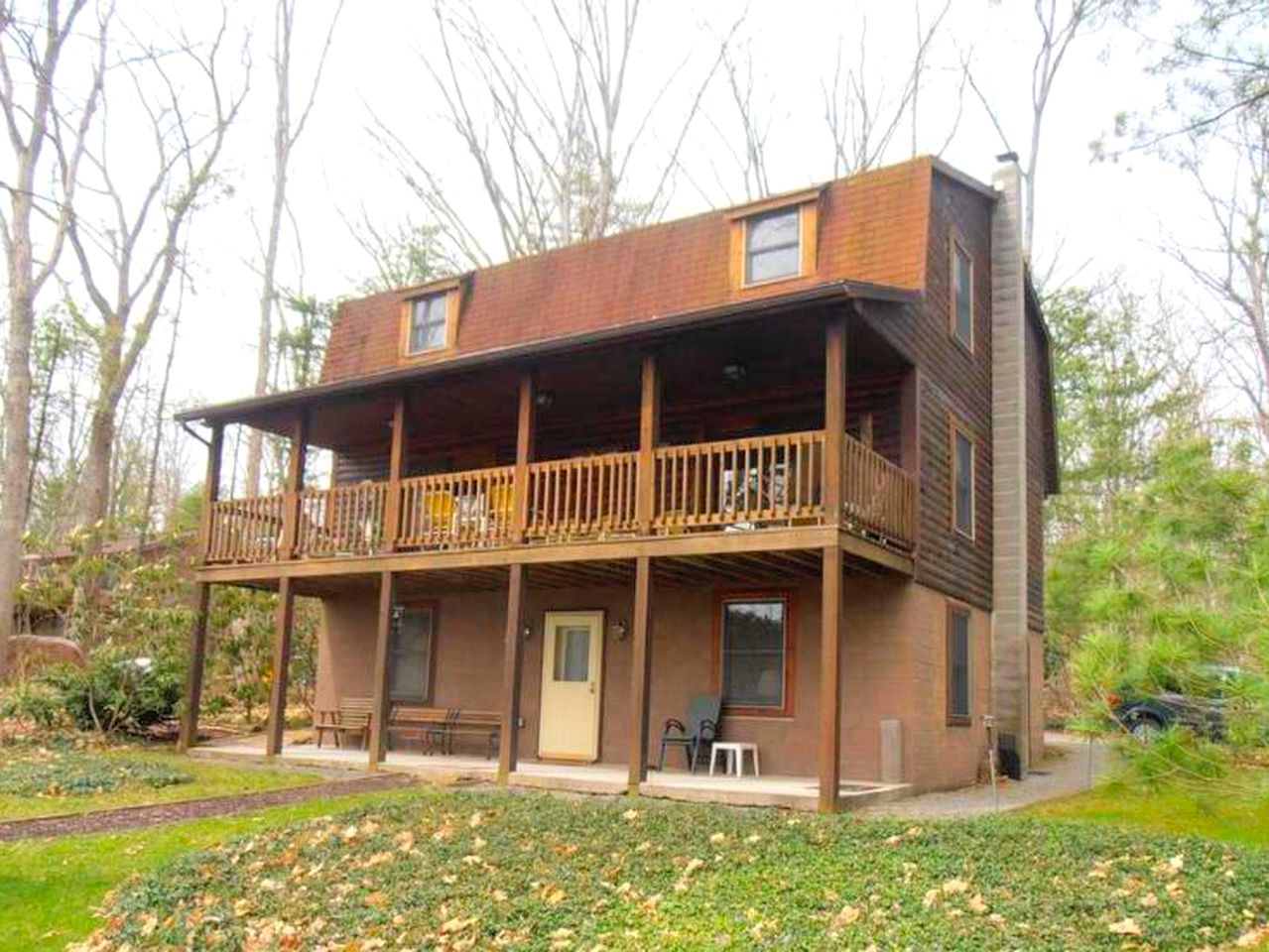 Family and Pet-Friendly Cabin Rental with a Dock Slip near the Wisp Resort, Maryland