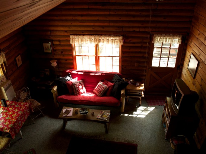 Log Cabins (Nevada City, California, United States)