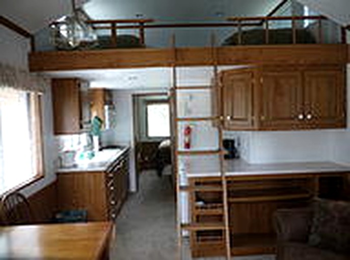 Cabins (United States of America, Cooper Landing, Alaska)