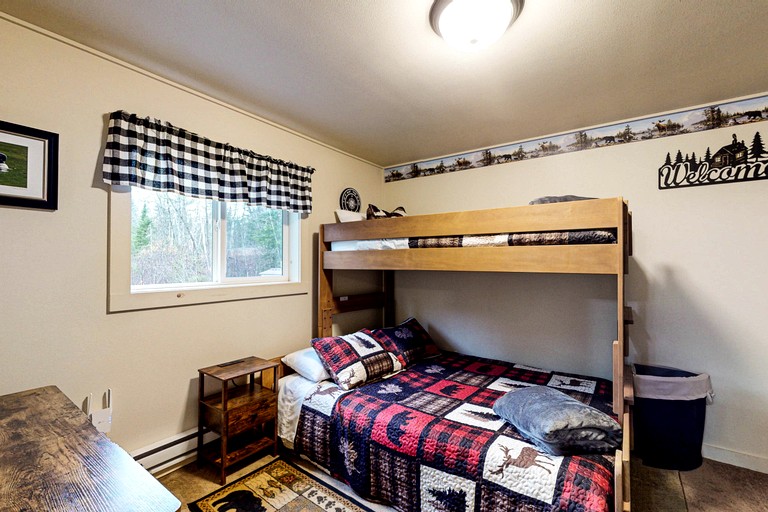 Cabins (United States of America, Greenville, Maine)