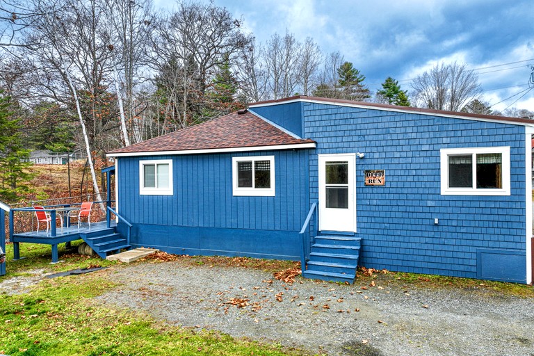 Cabins (United States of America, Greenville, Maine)