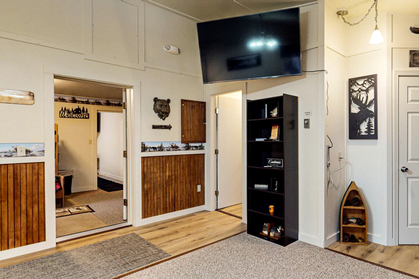 Family Cabin Near the Lake with BBQ in Maine