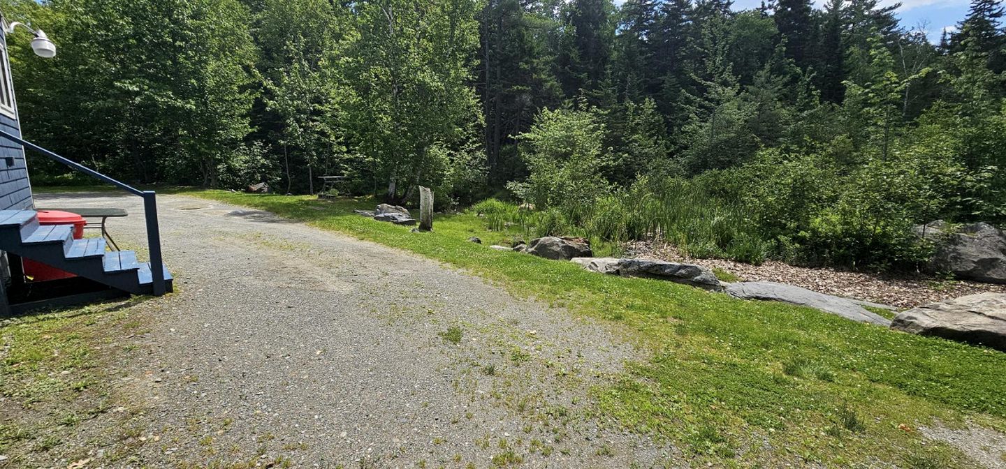 Family Cabin Near the Lake with BBQ in Maine