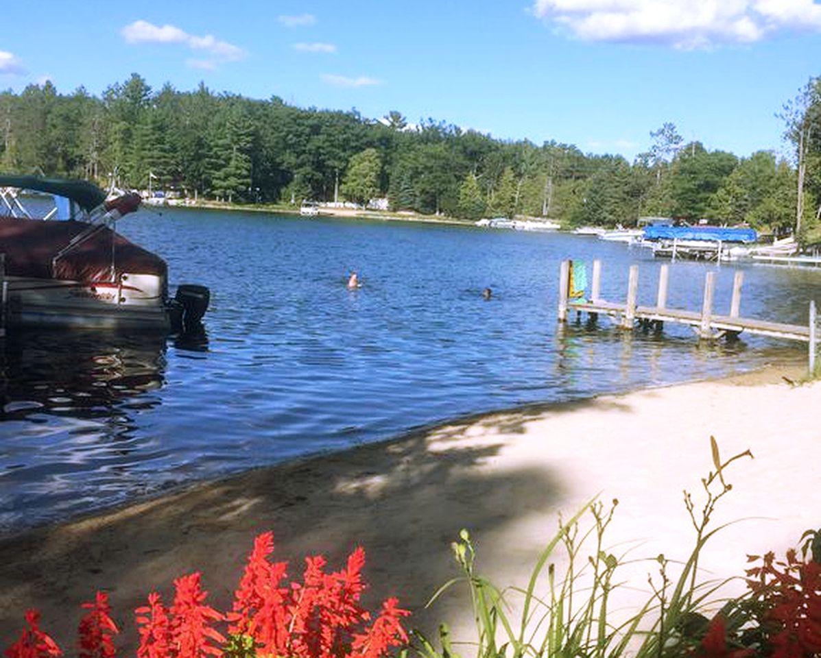 Family Cabin Rental for the Perfect Lake Getaway near Saginaw, Michigan