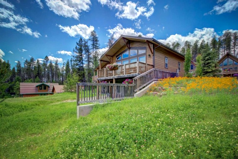 Cabins (United States of America, West Glacier, Montana)