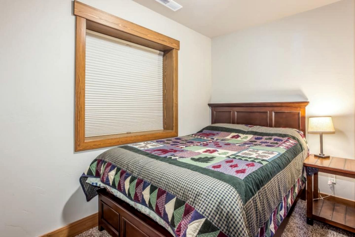 Lovely Family Cabin Rental for an Outdoor Getaway near Whitefish, Montana