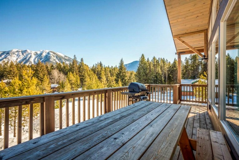 Cabins (United States of America, West Glacier, Montana)