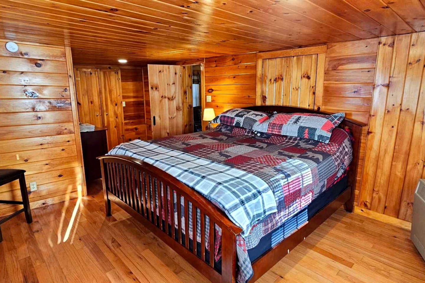 Family Cabin Surrounded by Amazing Hiking Trails in Maine